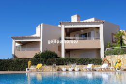 Well Kept 2-bed apartment on a golf resort near...
